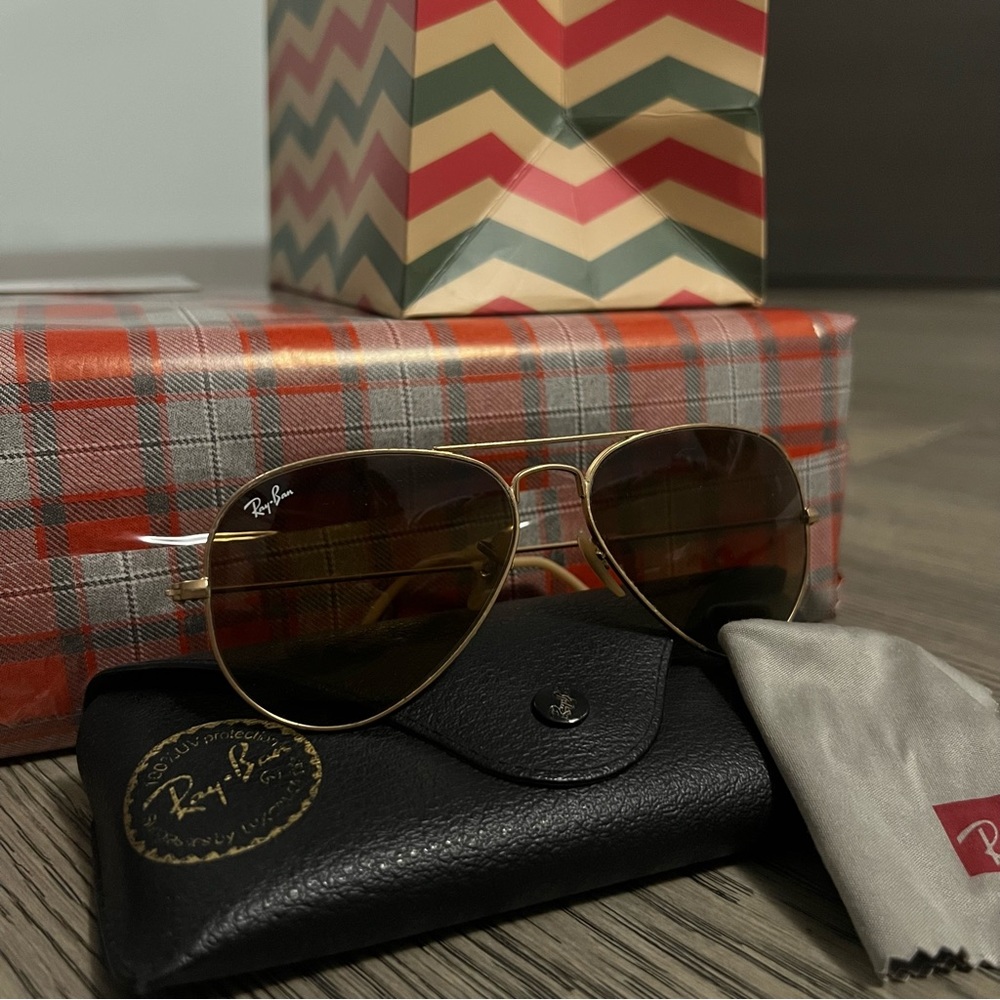 Ray Ban 3025 Gold
